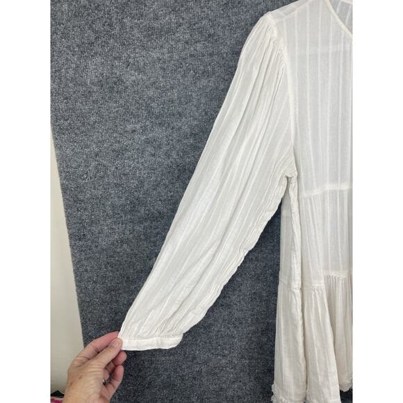 American Eagle Blouse Size M Sheer Keyhole Back Lightweight - Picture 2 of 12